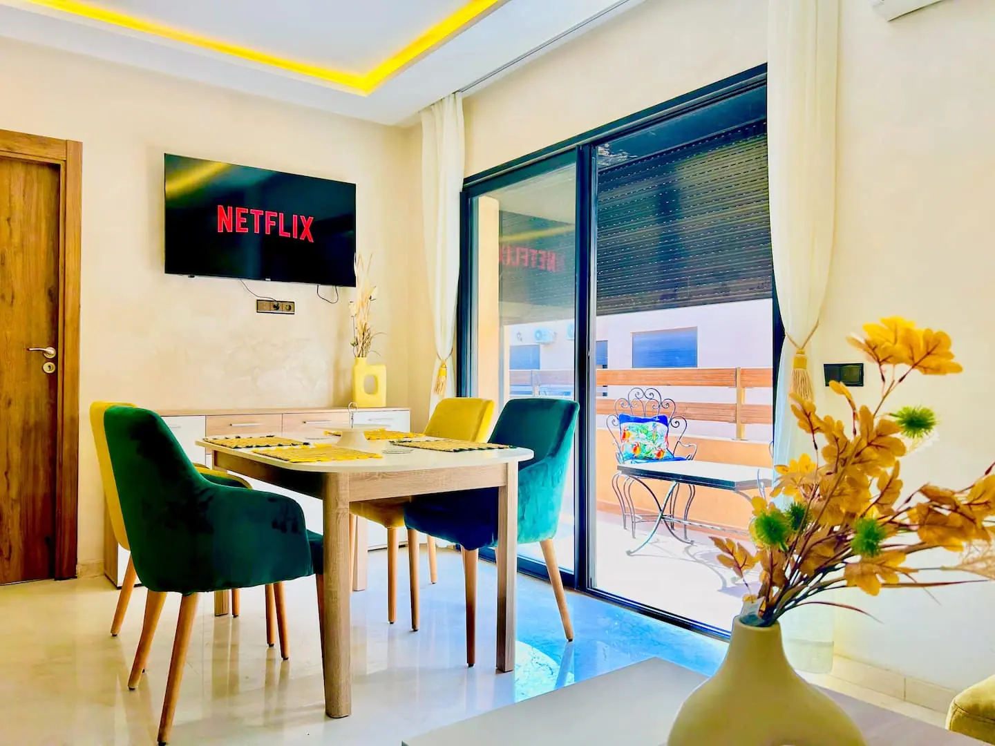 Appartement lumineux avec piscine et terrasse géré par un membre du réseau à Marrakech
