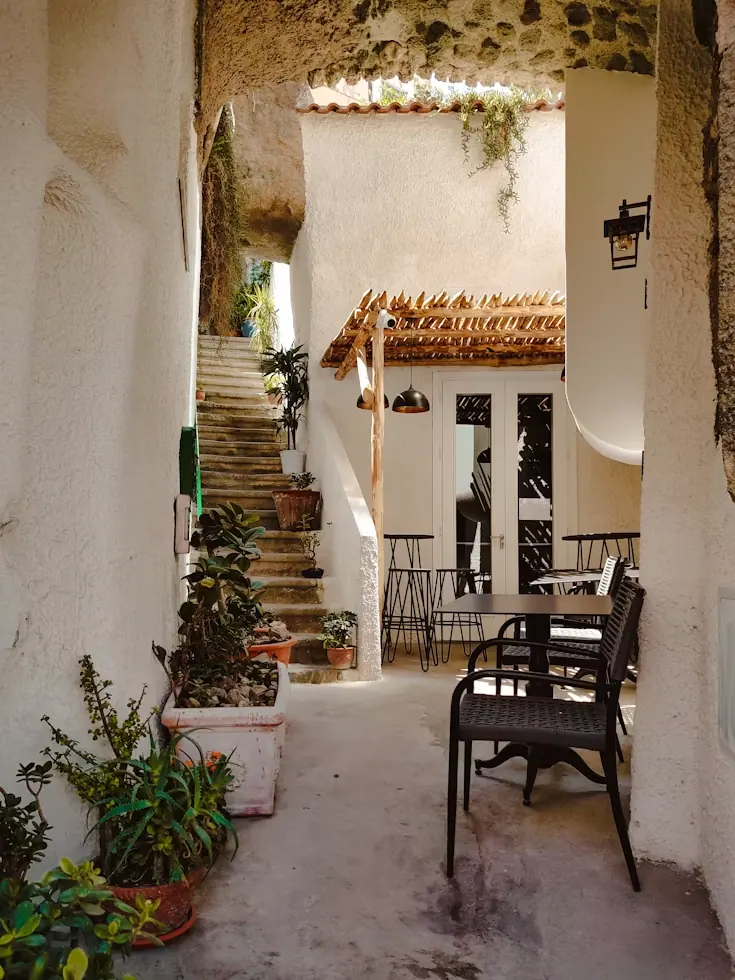 Petite maison de pêcheur à Taghazout, sur la côte au nord d'Agadir, gérée par un membre du réseau