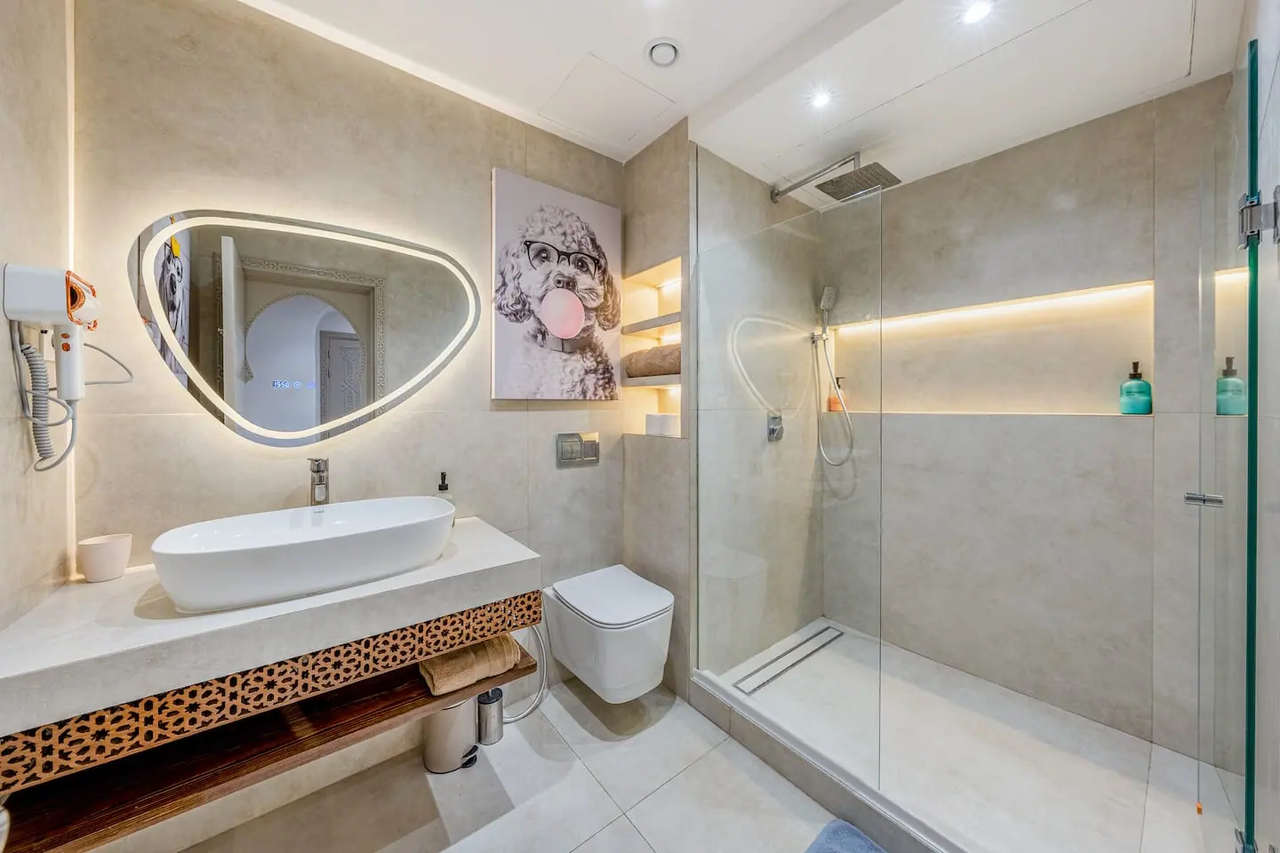 Suite luxueuse entière, centre de Guéliz Marrakech · photo 3